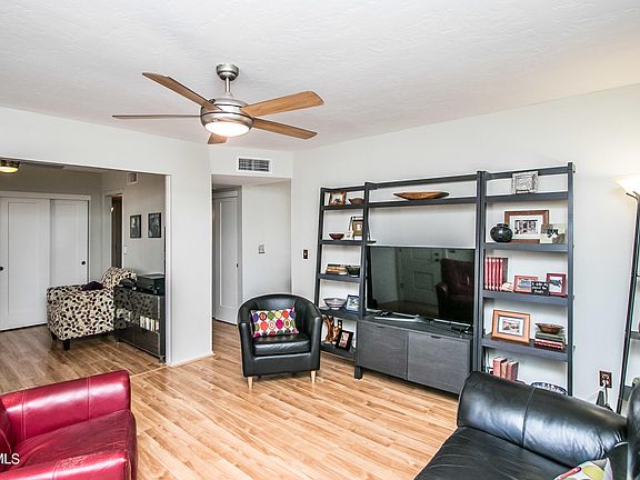 5th image of 4227 E La Puente Ave
