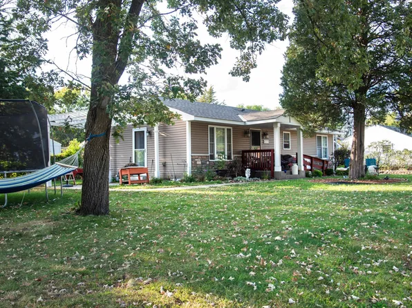 8310 Able St NE, Spring Lake Park, MN 55432