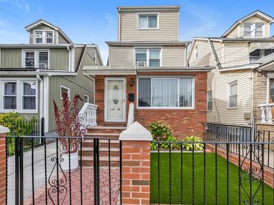 11454 212th St, Cambria Heights, NY, 11411