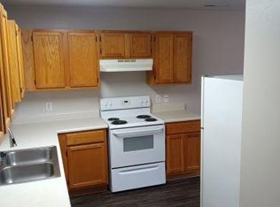 1775 W Mitchell St APT 9, Fayetteville, AR 72701