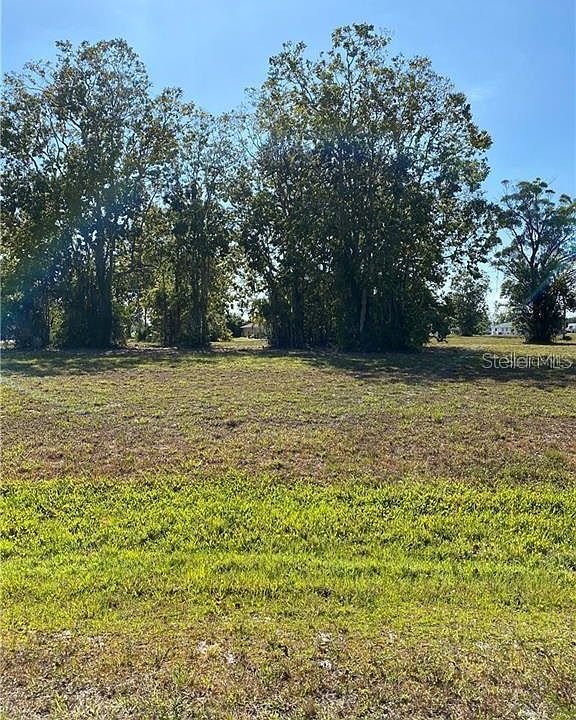 2nd image of 25139 Esmeralda Ct