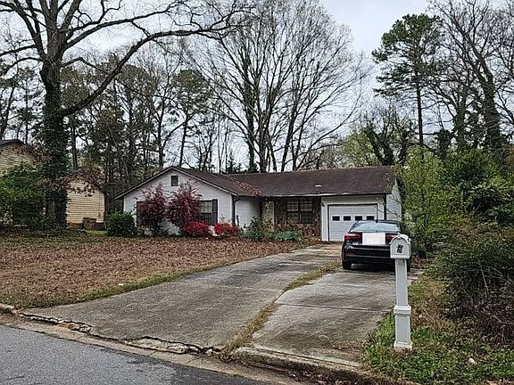 2nd image of 6914 Babbling Brook Dr