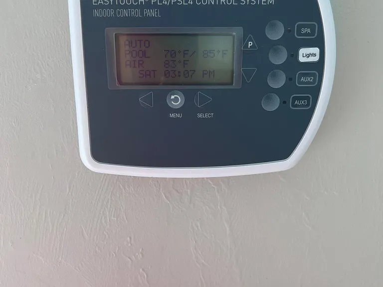 Pool and hot tub, lighting controls
