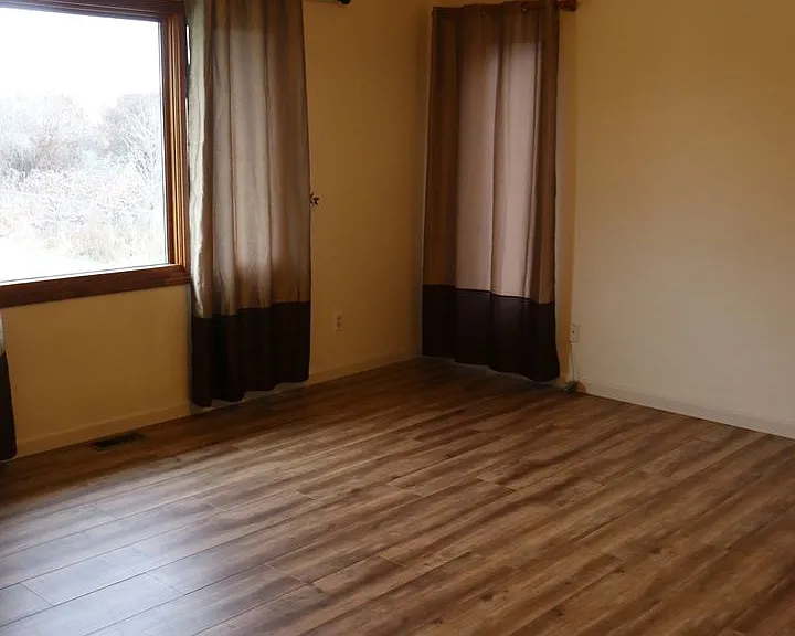 202 Arbour Dr — Photo 10