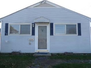 13 Buck Rd #A, Middletown, RI 02842