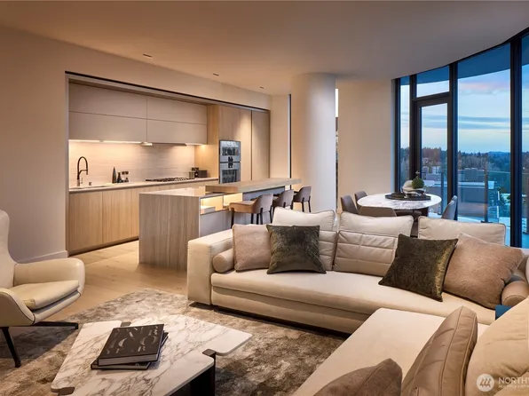 838 Avenue Square NE #1705, Bellevue, WA 98004