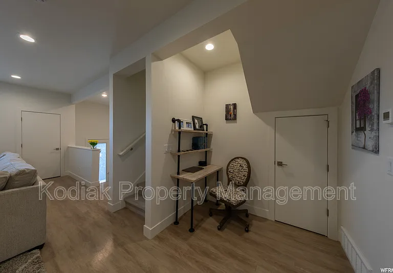 1541 E Talo Ct — Photo 18