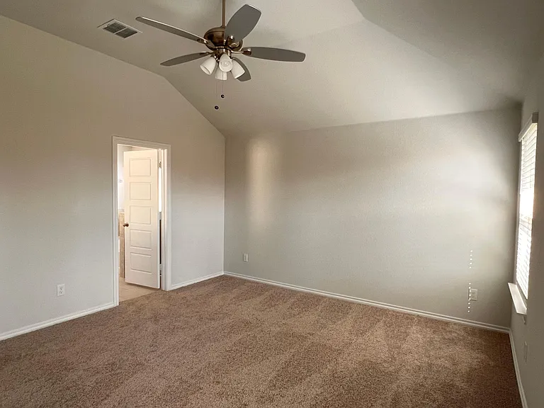 5744 Brookville Dr — Photo 15