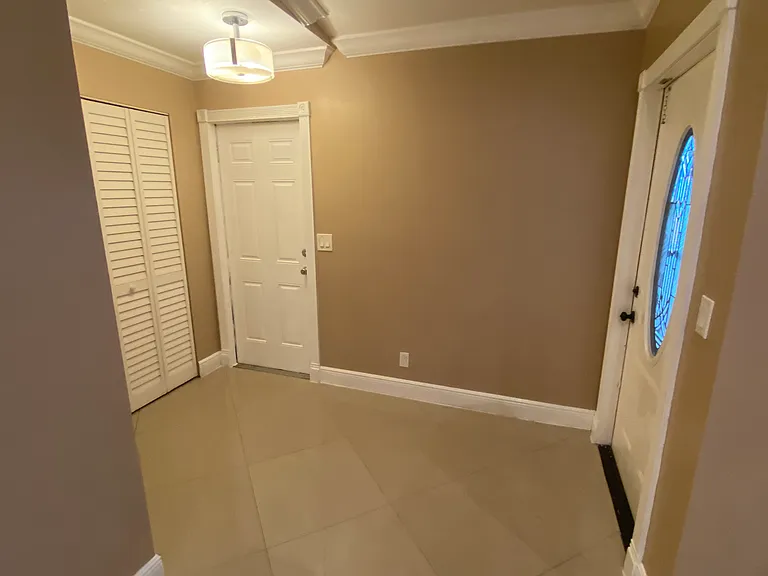 5824 Westfall Rd — Photo 2