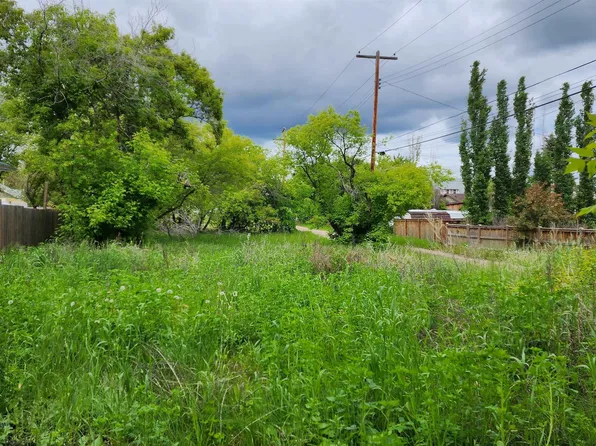 5114 51st Ave, Elk Pt, AB T0A 1A0