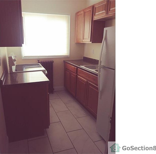 1st image of 1532 Broadway #4