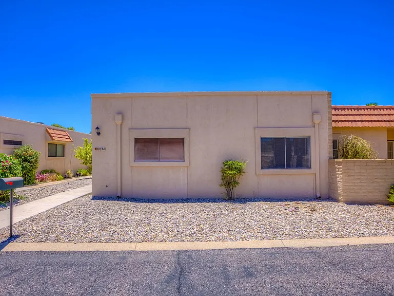 2024 S Birdie Cir — Photo 4