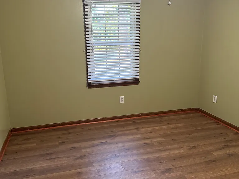 114 Education Ln — Photo 8
