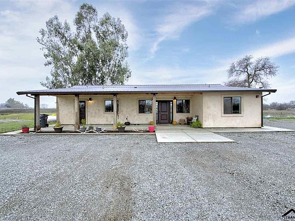 3rd image of 7530 Woodland Ave