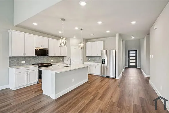6205 Timberhurst Dr — Photo 5