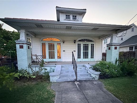 3rd image of 4752 Lafaye St