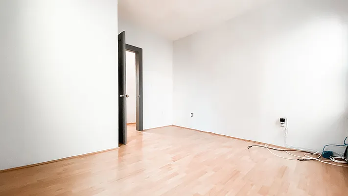 Rented by Nooklyn NYC LLC | media 14