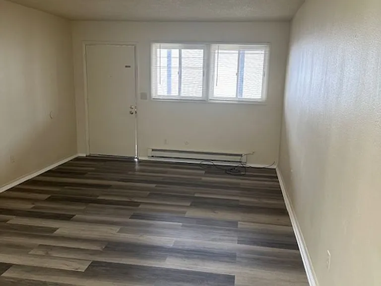 1502 Ernest Ave — Photo 3