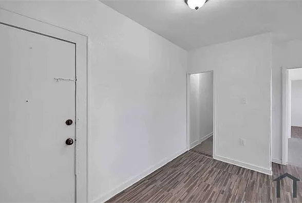544 NW 23rd Ct — Photo 9