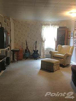 Lathrop Family room