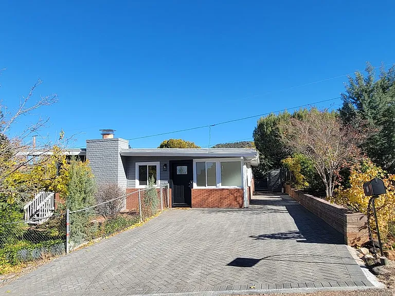 340 Birch Blvd — Photo 3
