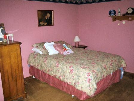 2nd image of 21 Aspen St