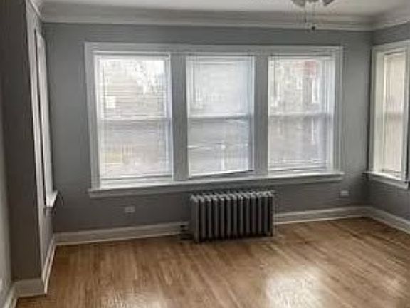 5th image of 222 N Kilbourn Ave #3S
