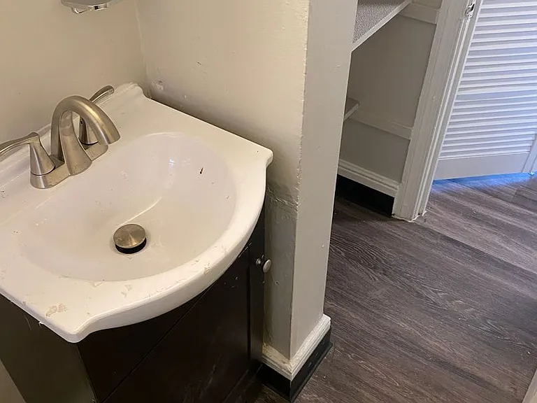 1412 Winder St — Photo 7