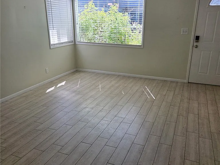 522 Clubhouse Ave — Photo 5