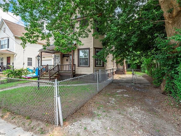 3rd image of 2515 E 84th St
