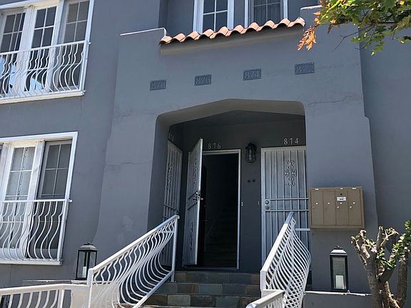 3rd image of 872 Serrano Pl