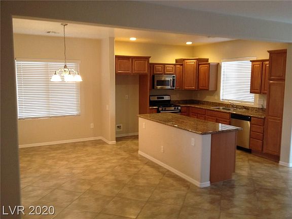 5th image of 4117 Galapagos Ave #0