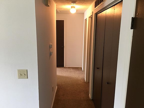 4th image of 6049 Green Knolls Dr