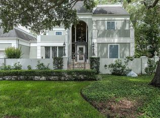 536 Ladrone Ave, Tampa, FL 33606