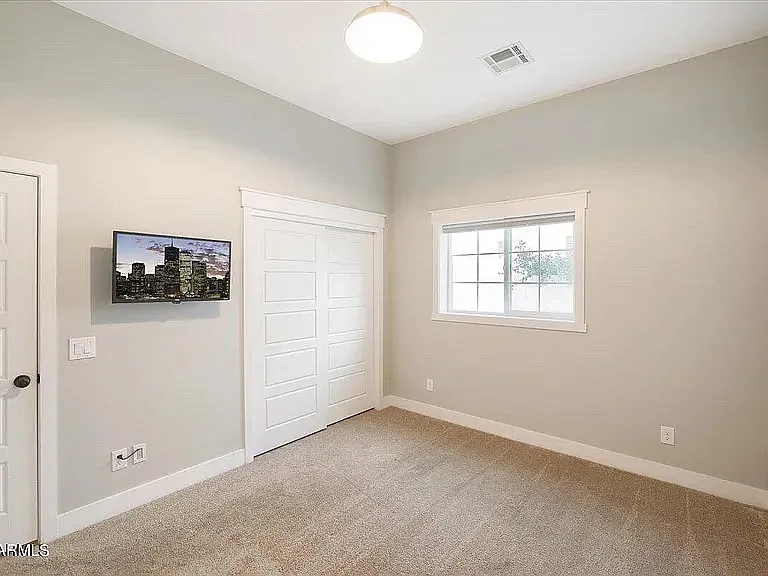 4311 E Earll Dr — Photo 17