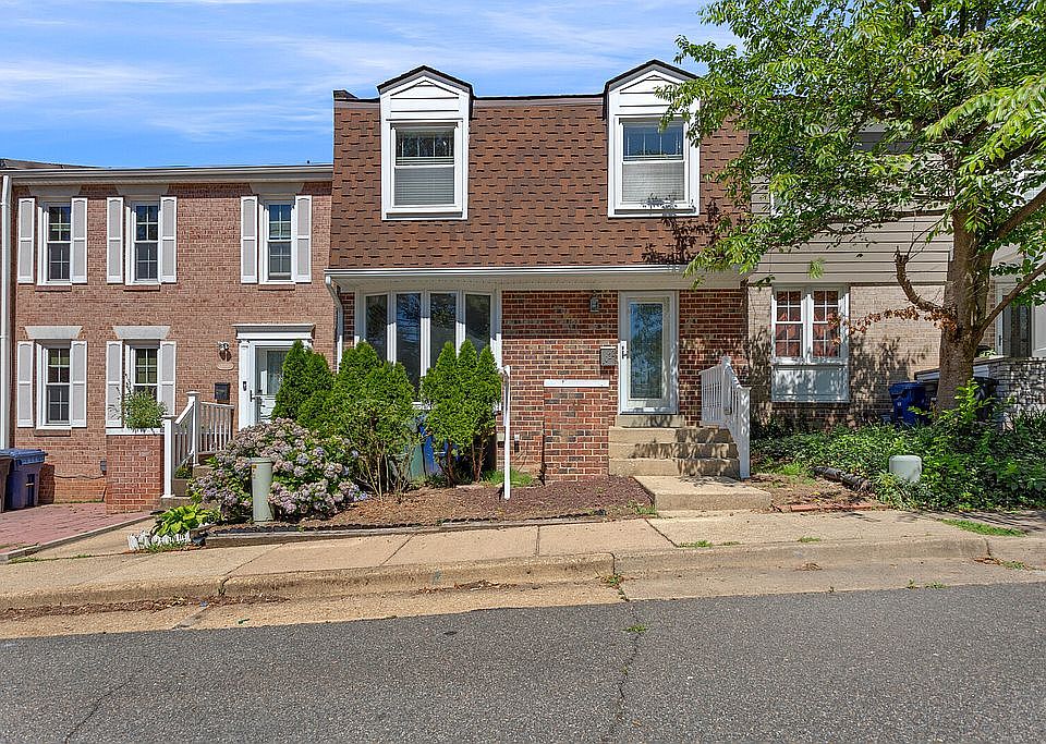 1st image of 1032 N Pelham St