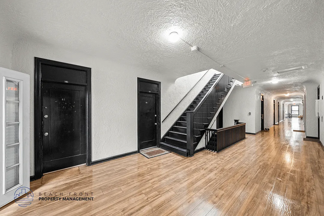402 N. Soto St. — Photo 3