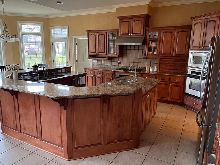 21160 Chancery Ct — Photo 17