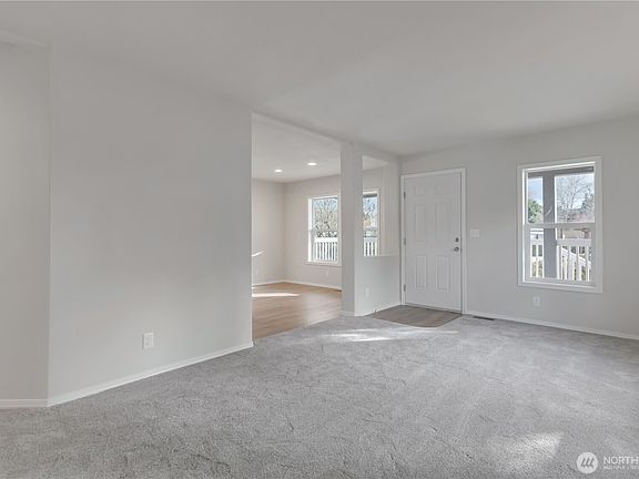 4th image of 18153 31st Avenue S #323