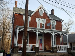 7 E Grand St, Hampton, NJ 08827