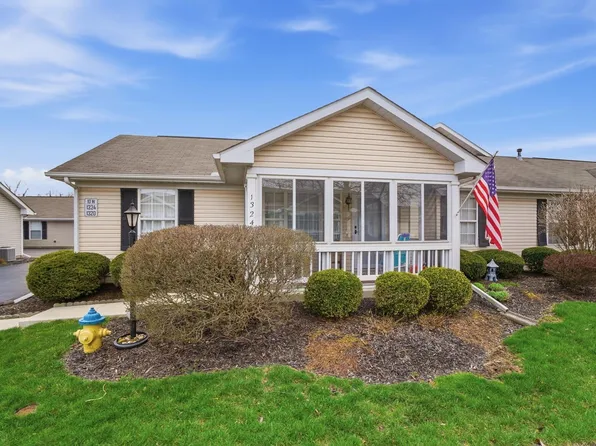 1324 Hillview Cir W, Newark, OH 43055