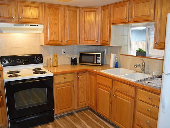 3rd image of 1514 Perkins Ave