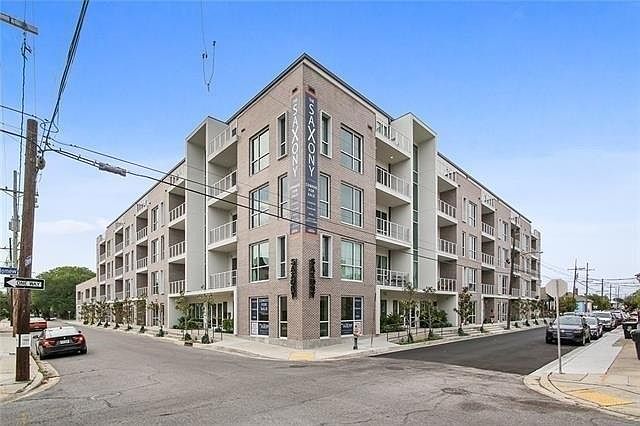 1st image of 900 Bartholomew St #421