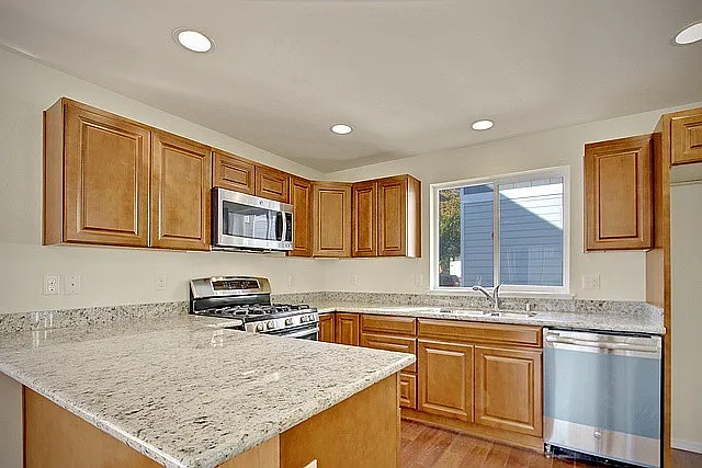 1153 N 92nd St — Photo 5