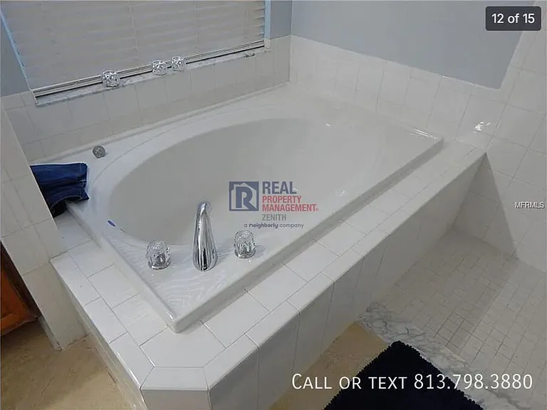 452 Westchester Hills Ln — Photo 12