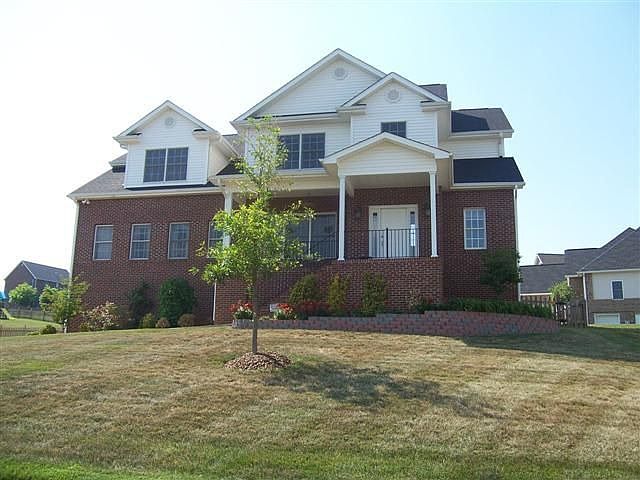 Great curb appeal