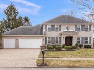 1698 Ithaca Dr, Naperville, IL 60565
