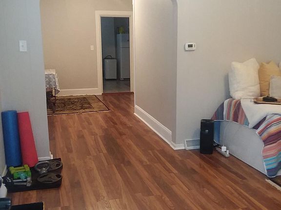 3rd image of 362 Mankato Ave