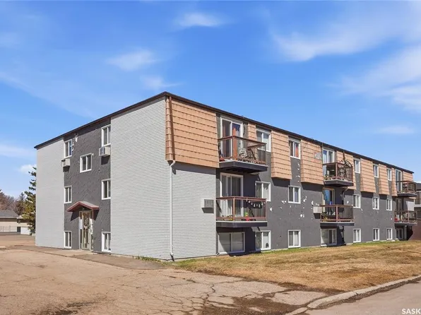 UNIT 18-116 Acadia COURT, Saskatoon, SK S7H 4T7