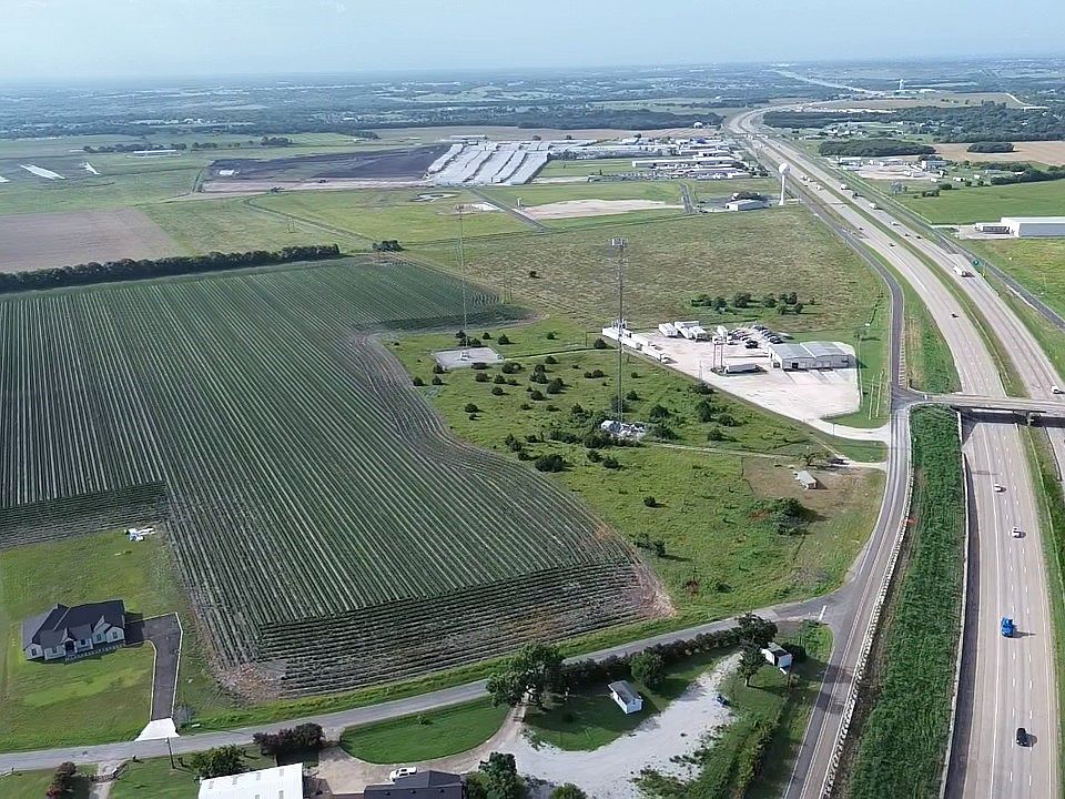 1st image of 45 Hampel Rd